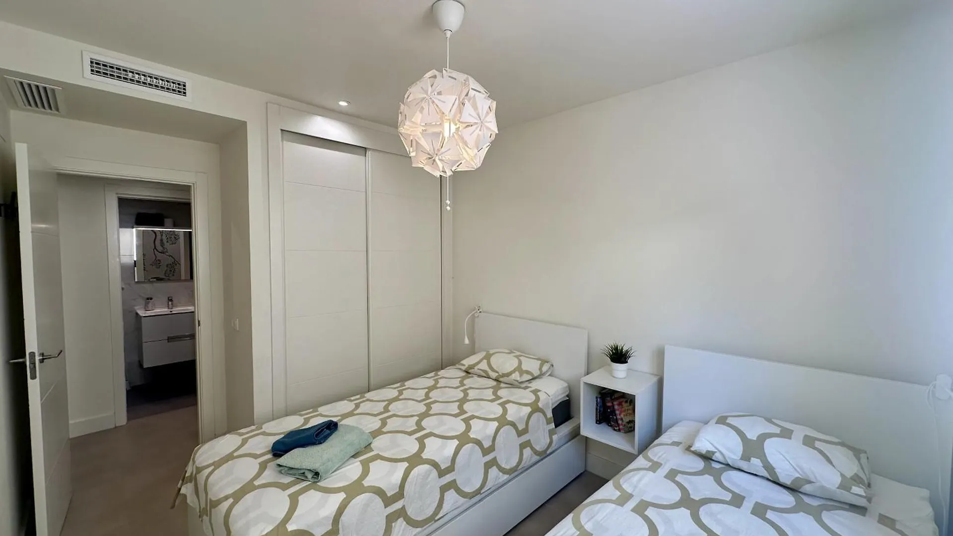 R1379 El Capistrano 21 Apartment Nerja