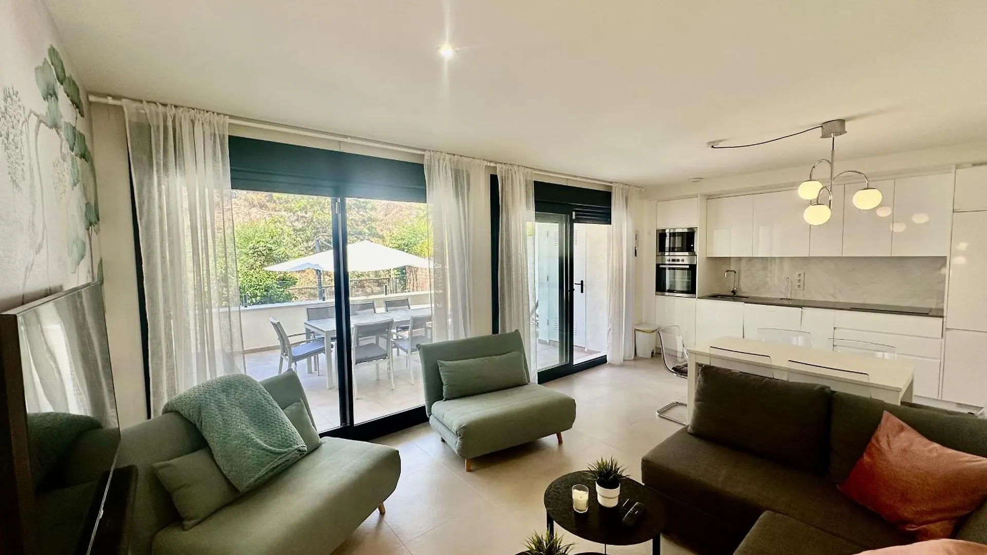 R1379 El Capistrano 21 Apartment Nerja