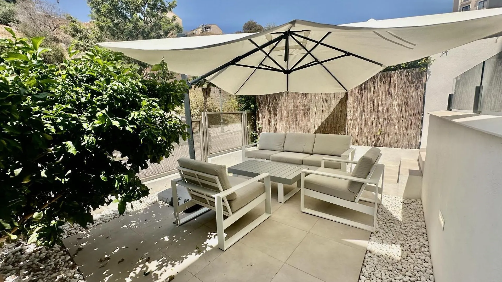 R1379 El Capistrano 21 Apartment Nerja